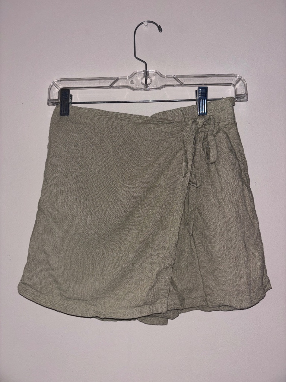 American Eagle Linen Shorts
